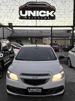 CHEVROLET PRISMA 1.0 MPFI ADVANTAGE 8V FLEX 4P MANUAL CHEVROLET PRISMA 1.0 MPFI ADVANTAGE 8V FLEX 4P MANUAL